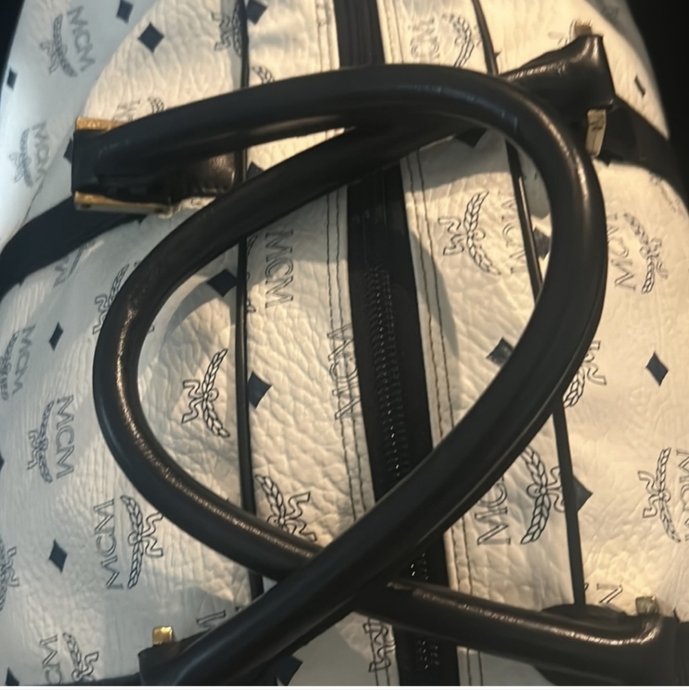 MCM White and Black Duffel Bag size 55 - Picture 9 of 12